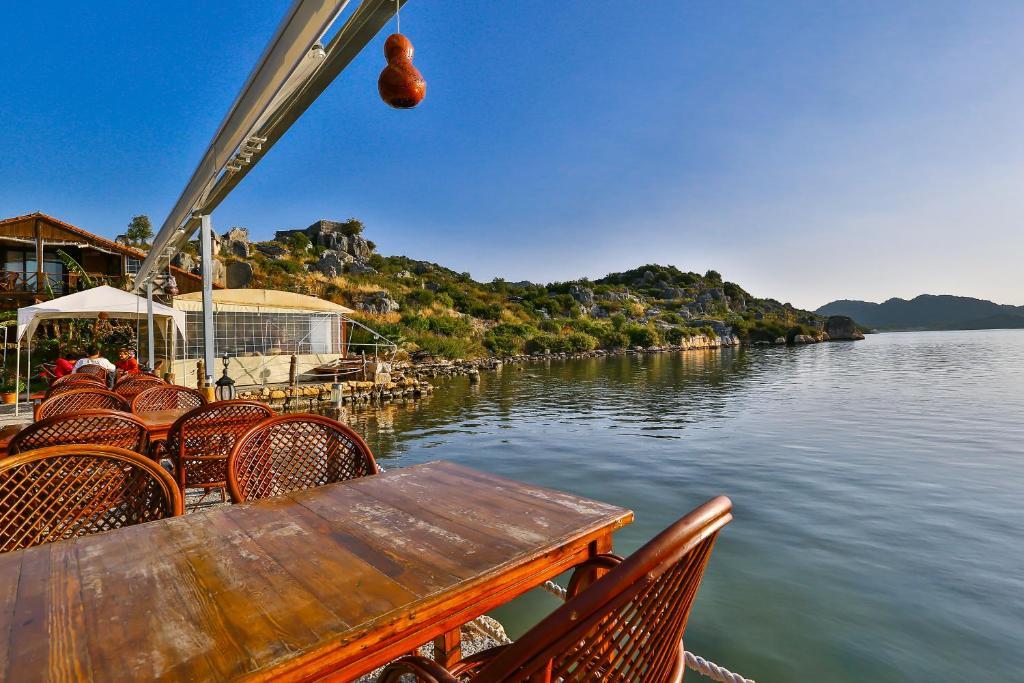 Hotel Kekova Theimussa Kaleucagız Exterior foto